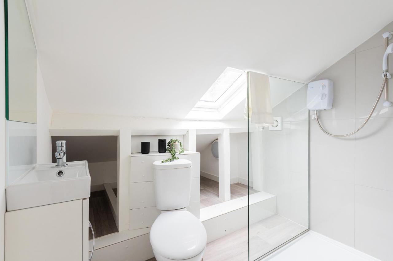 Stylish Studio Near Kensal Green London Bagian luar foto