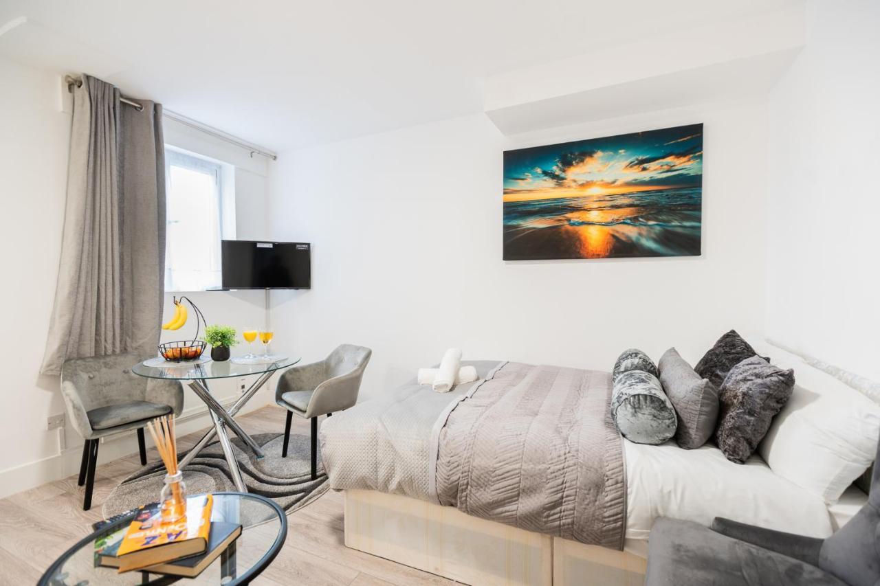 Stylish Studio Near Kensal Green London Bagian luar foto